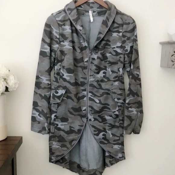MUR MUR heavy knit moto Safari utility camo zip up jacket size large - Picture 1 of 6